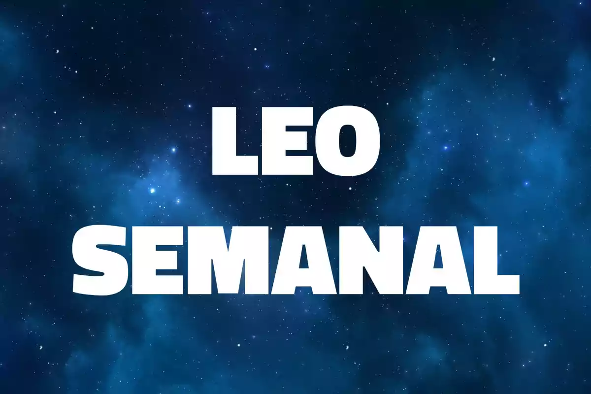 Texto Leo Semanal en letras blancas sobre un fondo de cielo estrellado azul oscuro